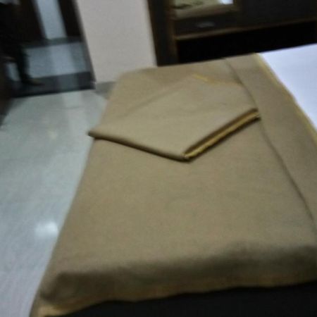 Hotel Barkha Rāipur 外观 照片